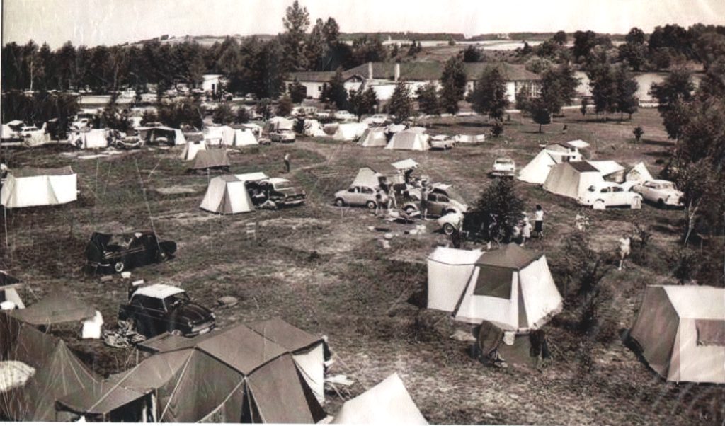 Strand-Camping-Waging-Über-uns-Geschichte-Zelte