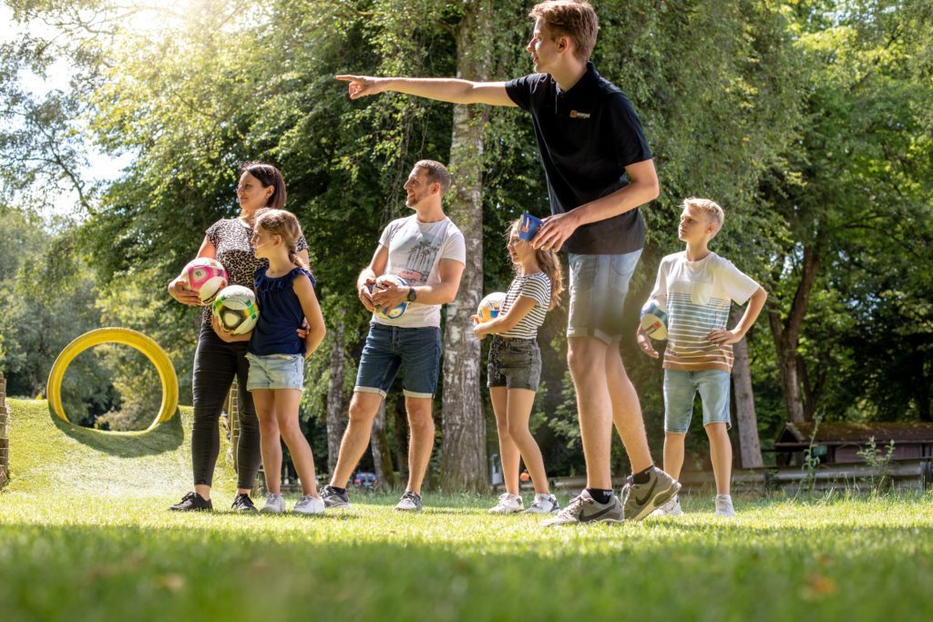 Strand-Camping-Waging-Fussballgolf-Erklärung