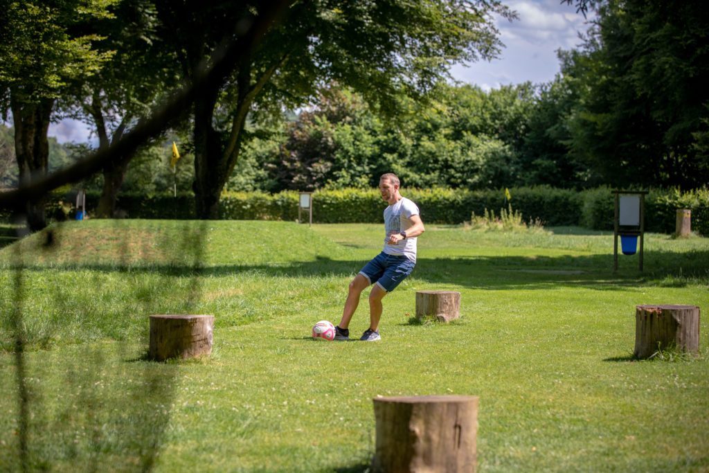 Strand-Camping-Waging-Fussballgolf