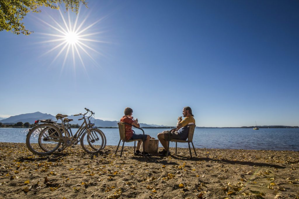 Strand-Camping-Waging-Radlfahren-Fahrradfahren-Chiemsee