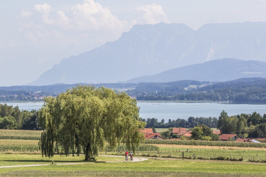 Strand-Camping-Waging-Waginger-See-Region-Fahrradfahren