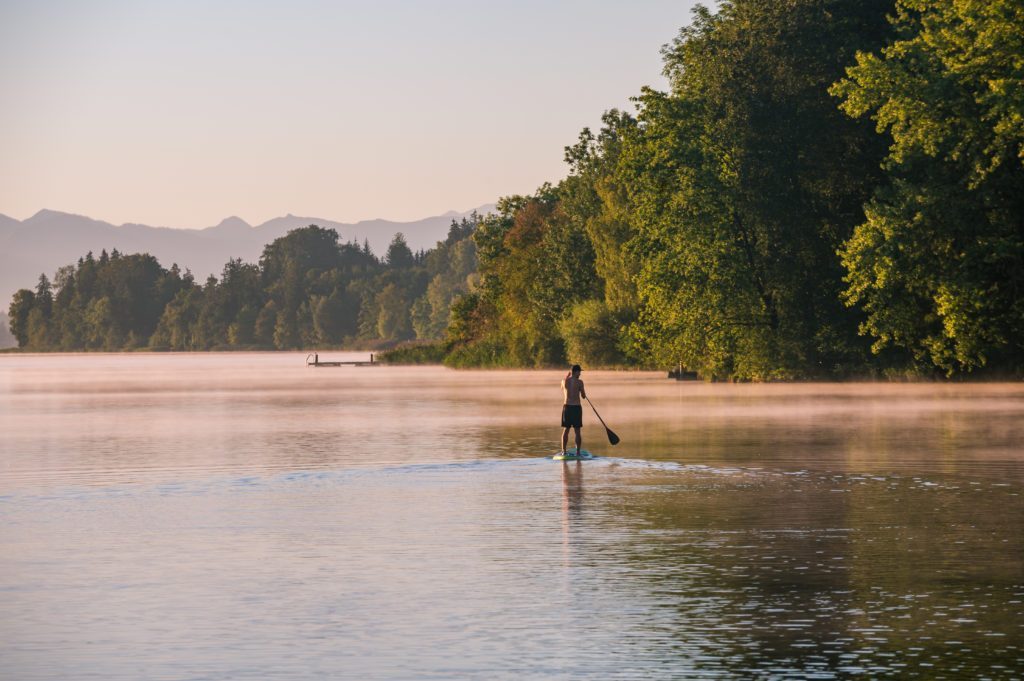 Strand-Camping-Waging-SUP-Wassersport