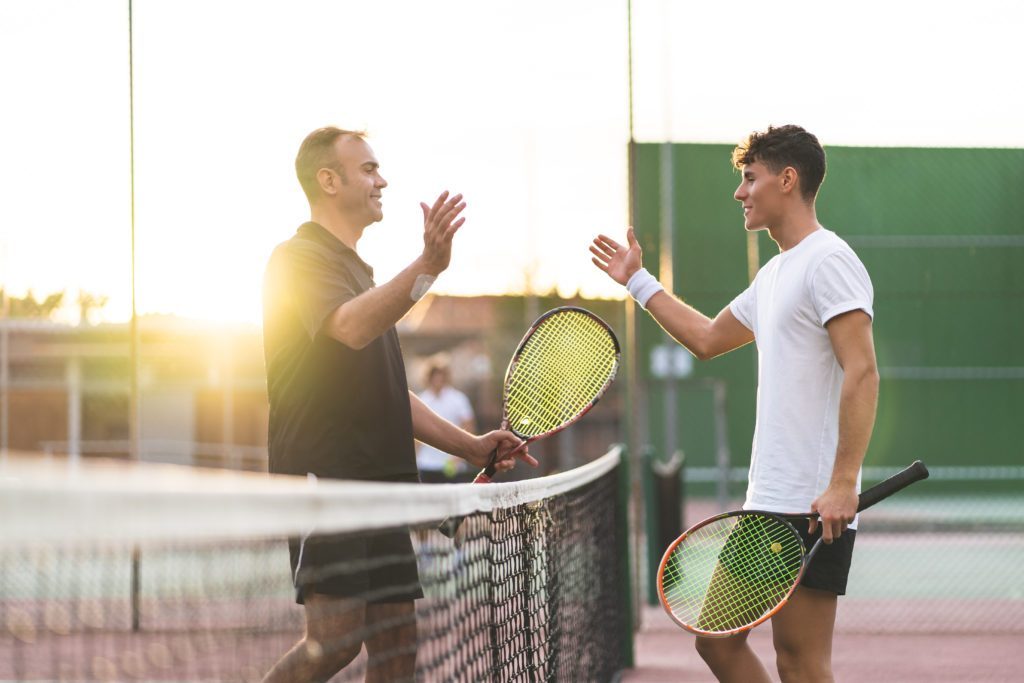 Strand-Camping-Waging-Tennis